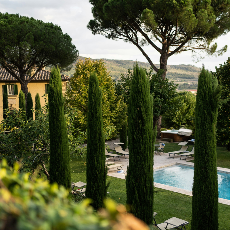 Hotel_tuscany_small